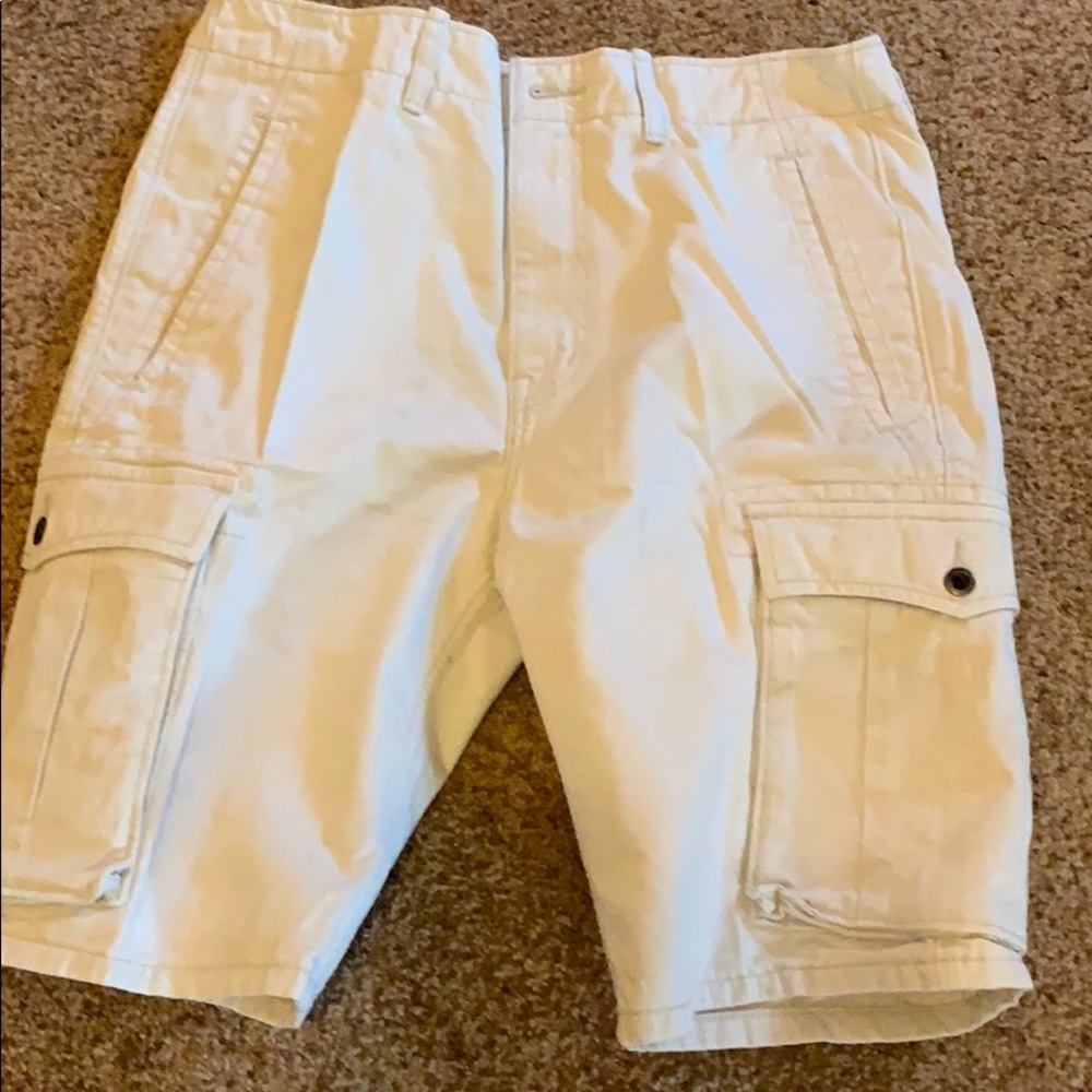 Levi cargo shorts